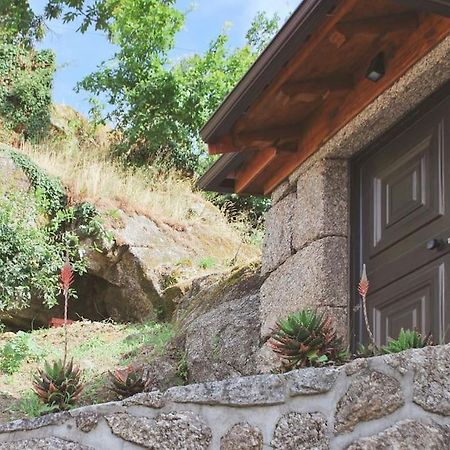 Retiro De Varzeas . Casa De Turismo Rural ヴィエイラ・ド・ミーニョ エクステリア 写真