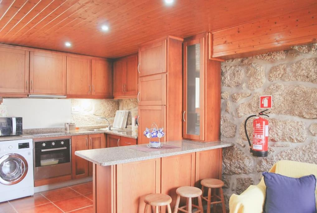Retiro De Varzeas . Casa De Turismo Rural ヴィエイラ・ド・ミーニョ エクステリア 写真