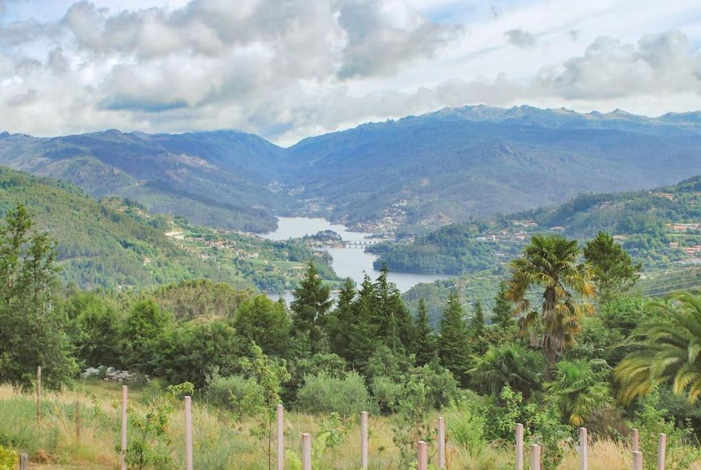 Retiro De Varzeas . Casa De Turismo Rural ヴィエイラ・ド・ミーニョ エクステリア 写真